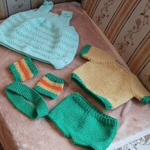 Kids Knitted Matching Set in Green and Yellow